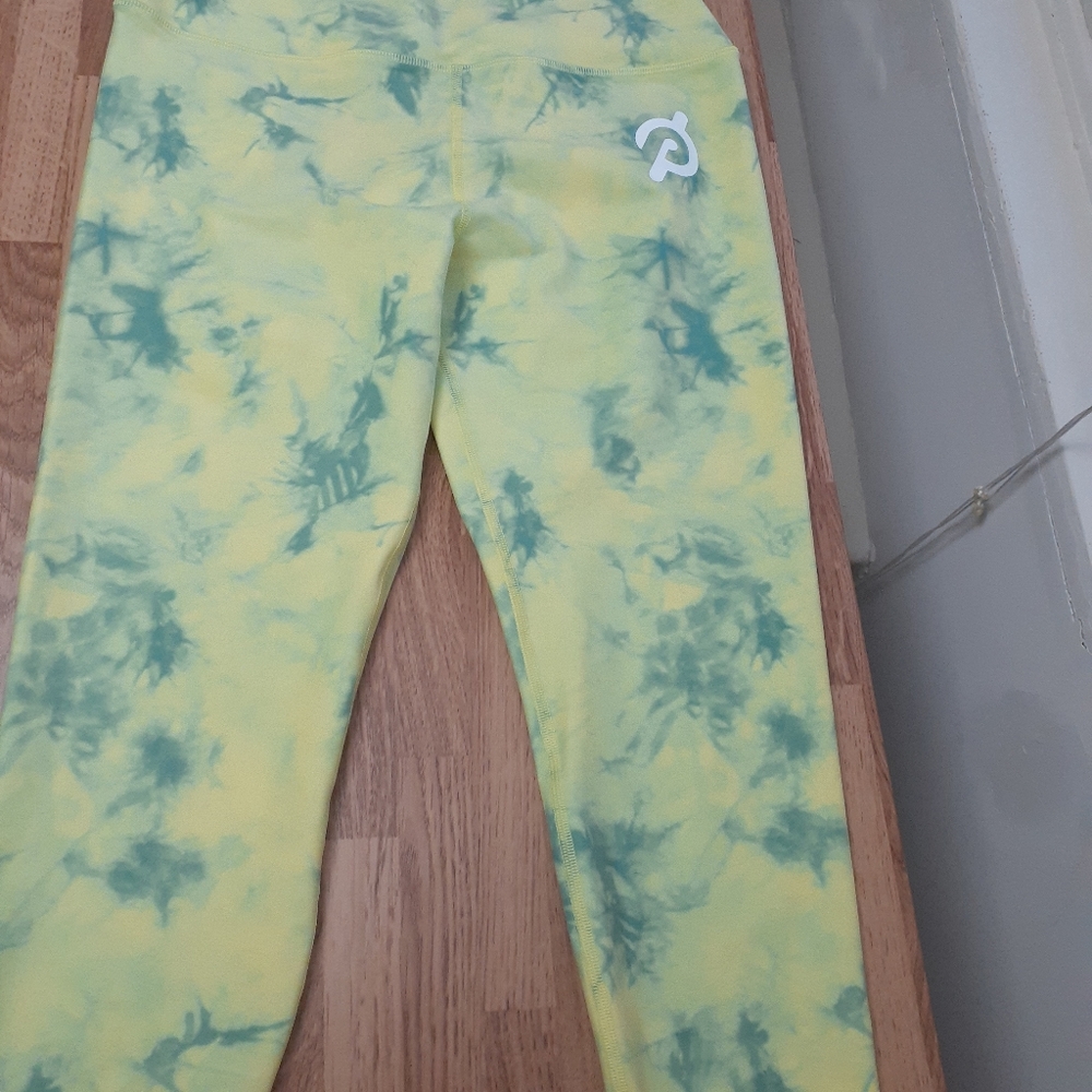 Peloton Cadent capri leggings Medium